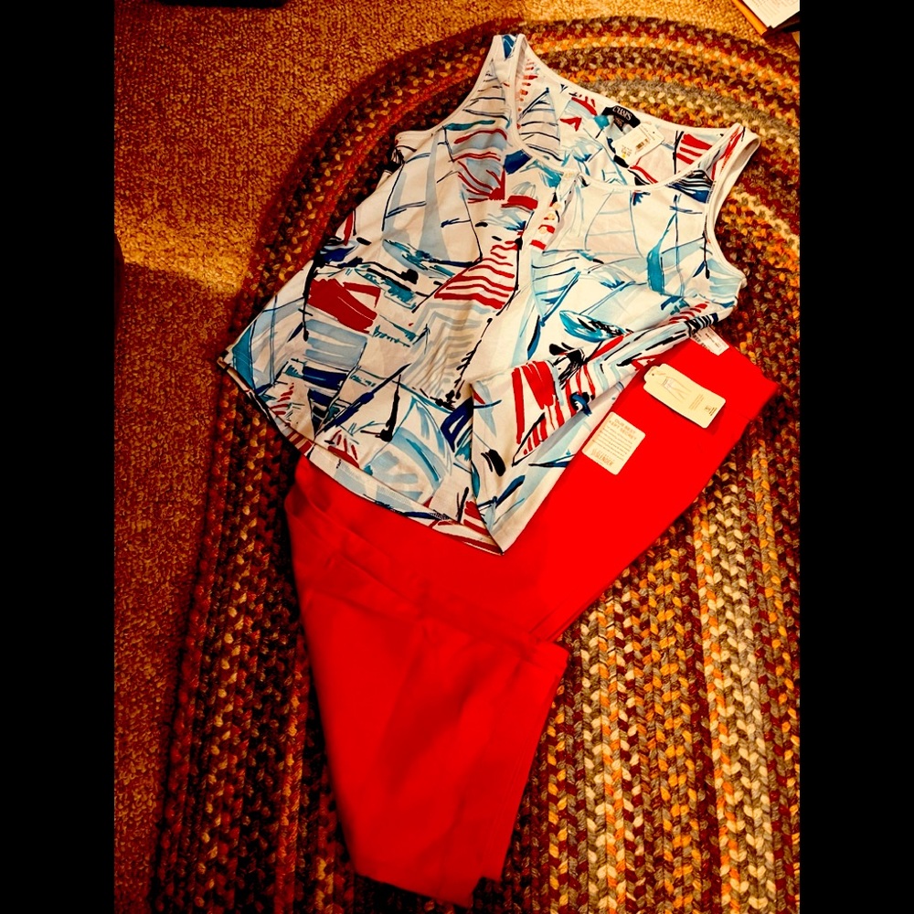 St. Johns Bay capris & Chaps tank top